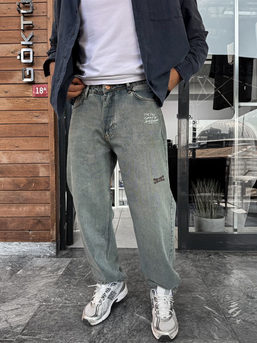Light Blue Washed Baggy Jeans with Embroidered Pockets C-6379