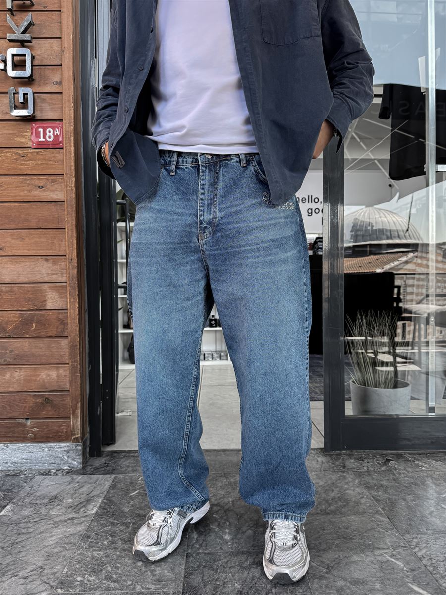 Blue Close Embroidered Washed Baggy Jeans C-6657