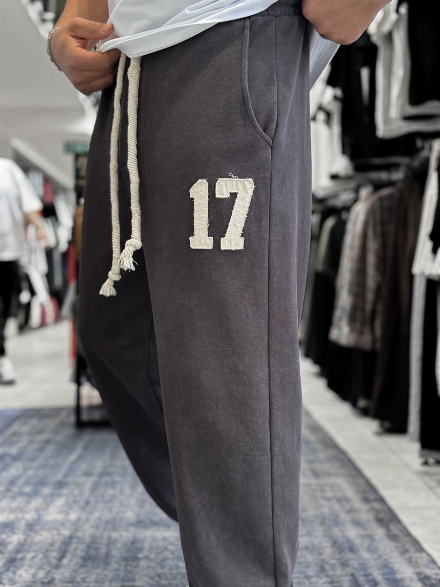 Coffee 17 Embroidered Washed Straight Leg Sweatpants ES-80-50