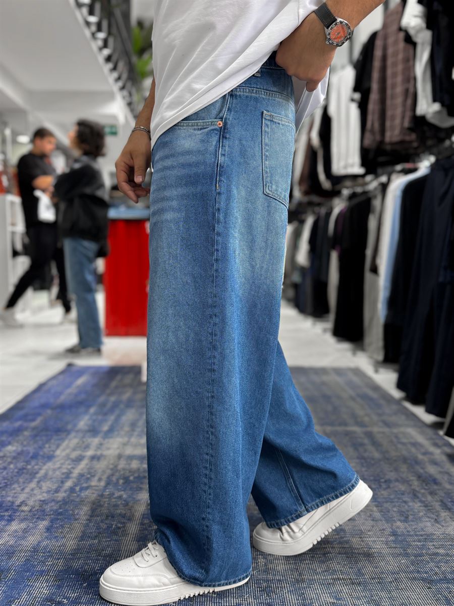 Blue Washed Extra Baggy Jeans GJ-17170/17178