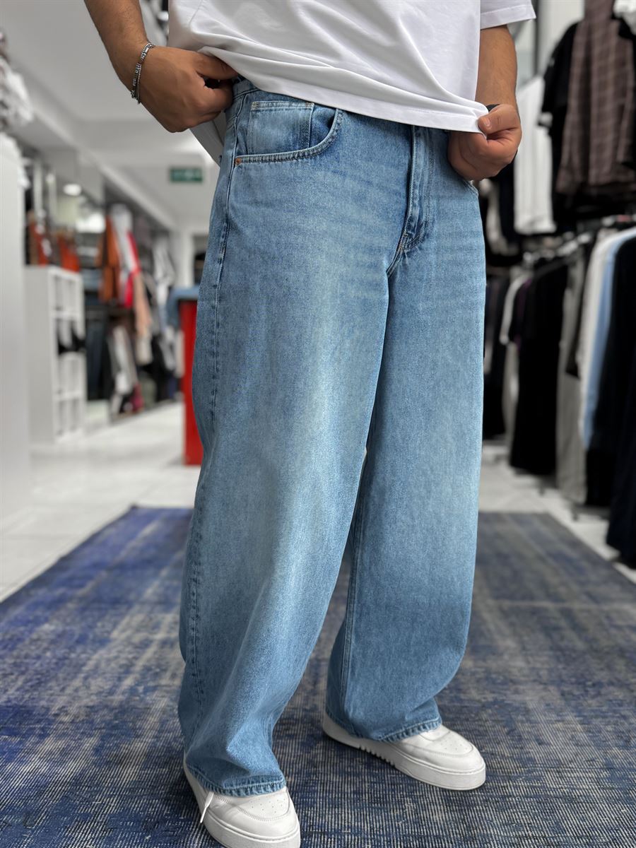 Light Blue Washed Extra Baggy Jeans GJ-17170/17178
