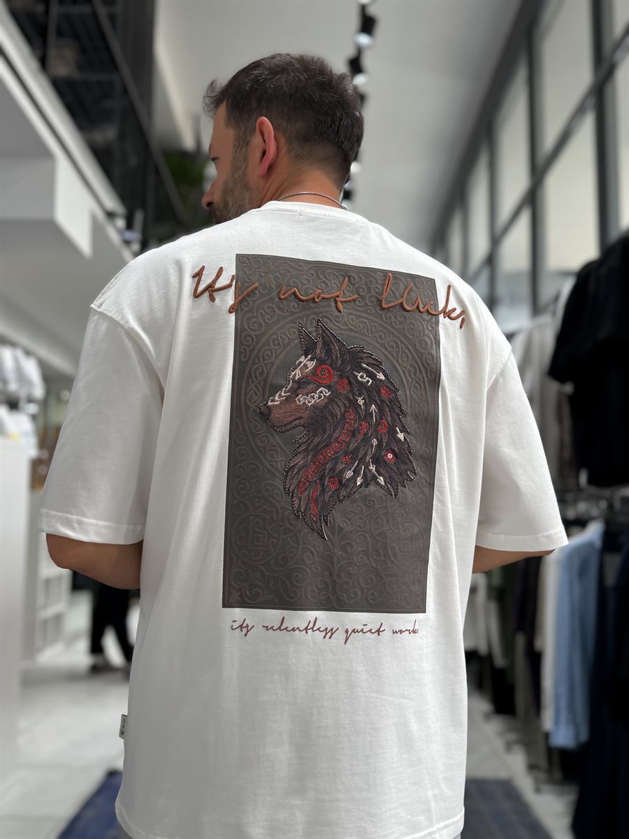 White Wolf Embroidered Oversize T-Shirt SW-5158