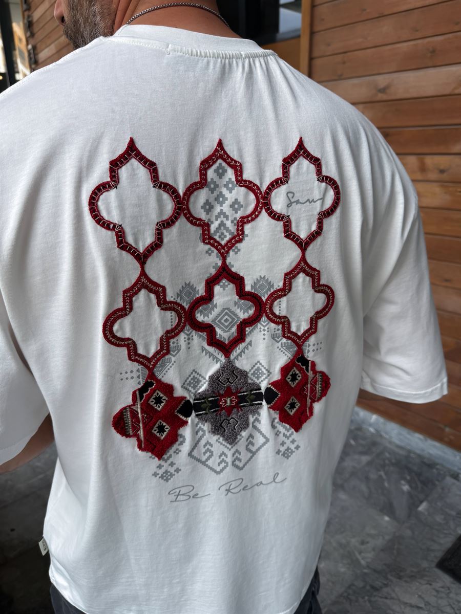 White Be Real Embroidered Oversize T-Shirt SW-5176