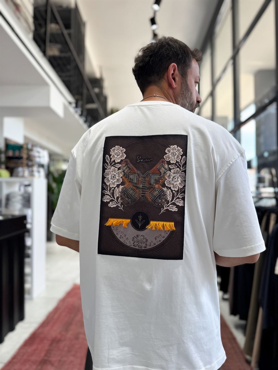 White Hologram Butterfly Embroidered Oversize T-Shirt SW-5159