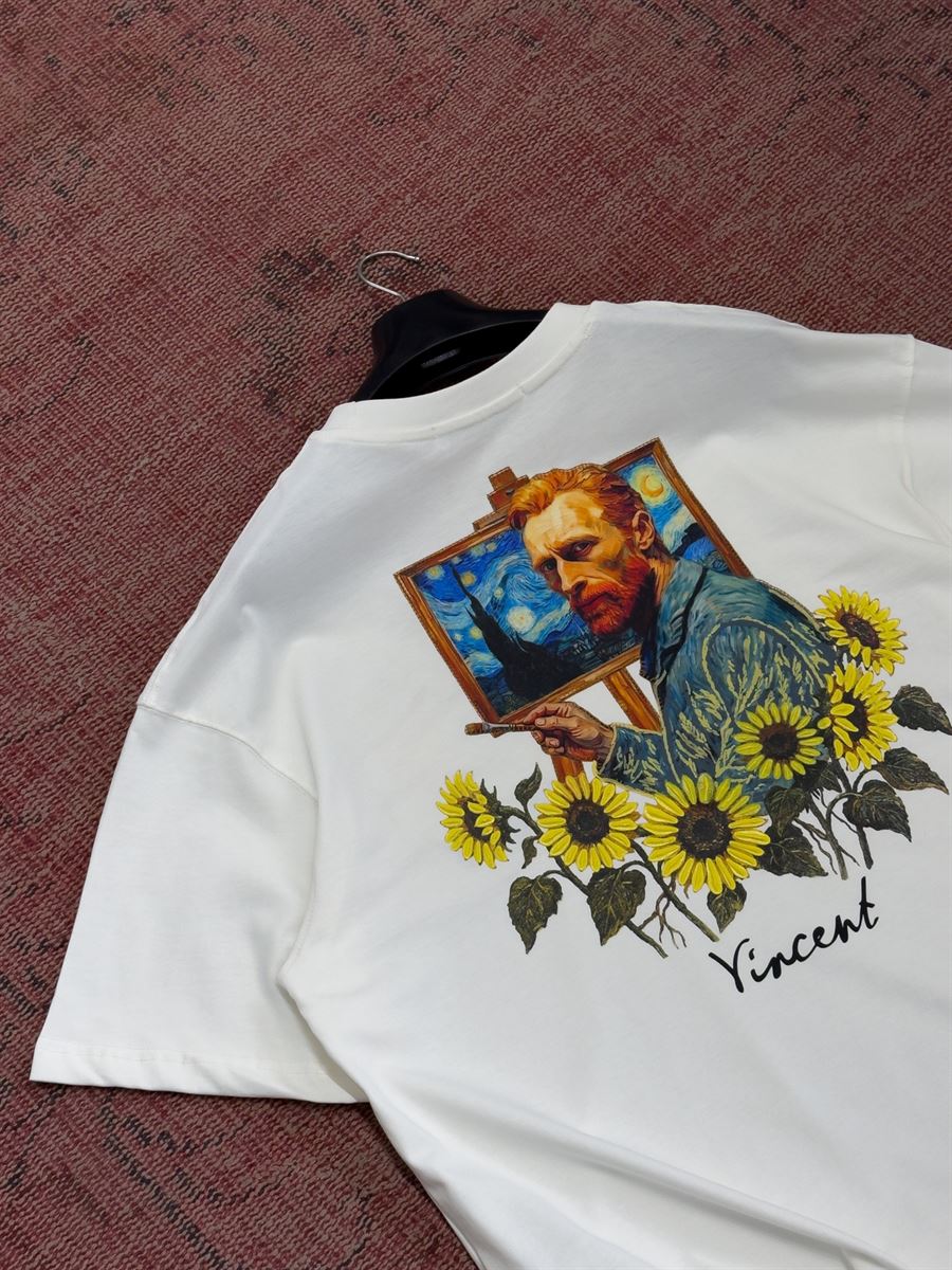 White Daisy Embossed Oversize T-Shirt SW-5184