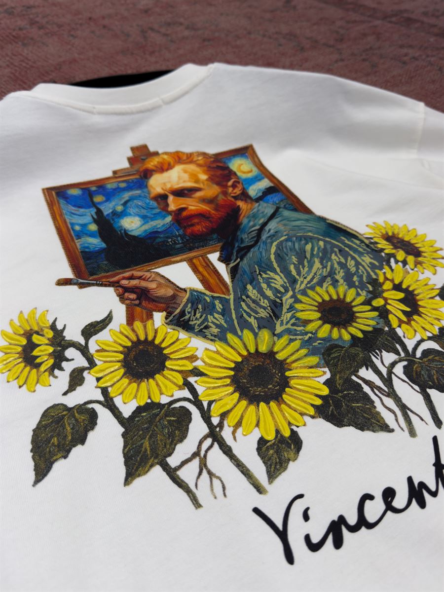 White Daisy Embossed Oversize T-Shirt SW-5184