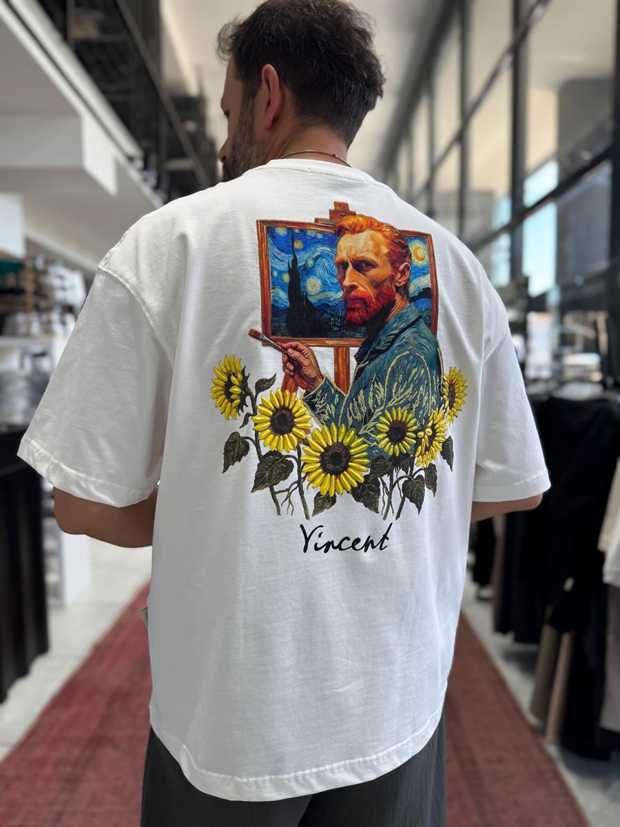 White Daisy Embossed Oversize T-Shirt SW-5184