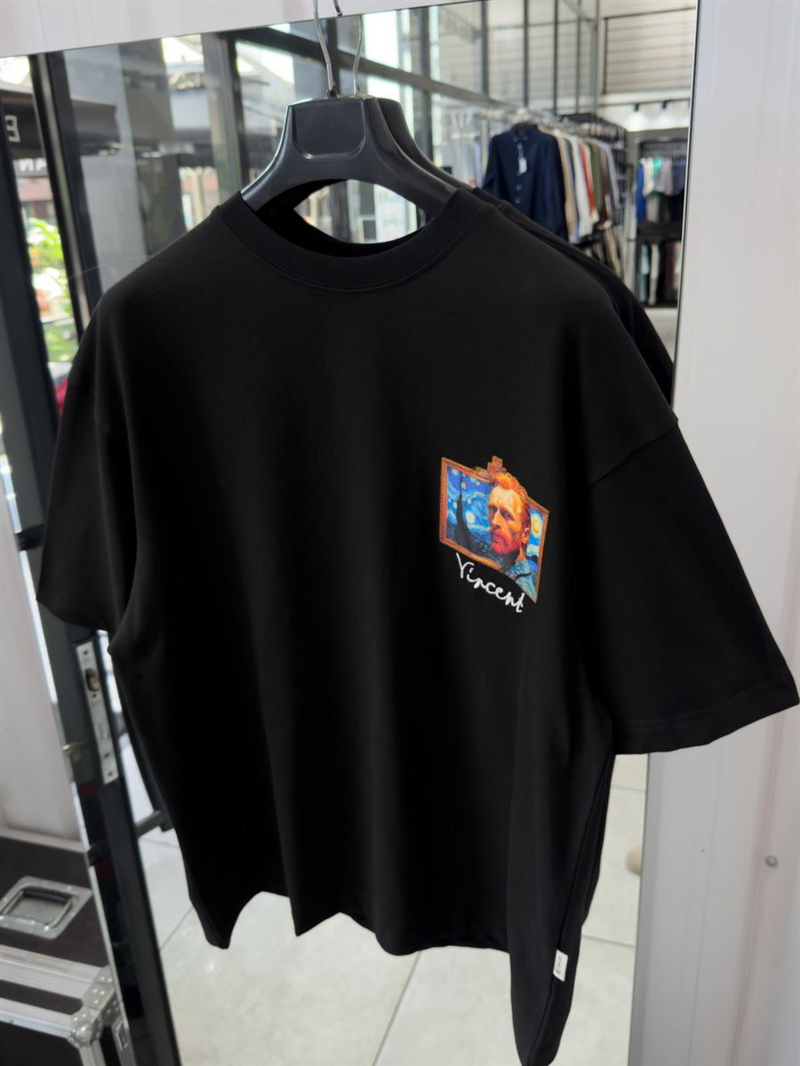 Black Daisy Embossed Oversize T-Shirt SW-5184