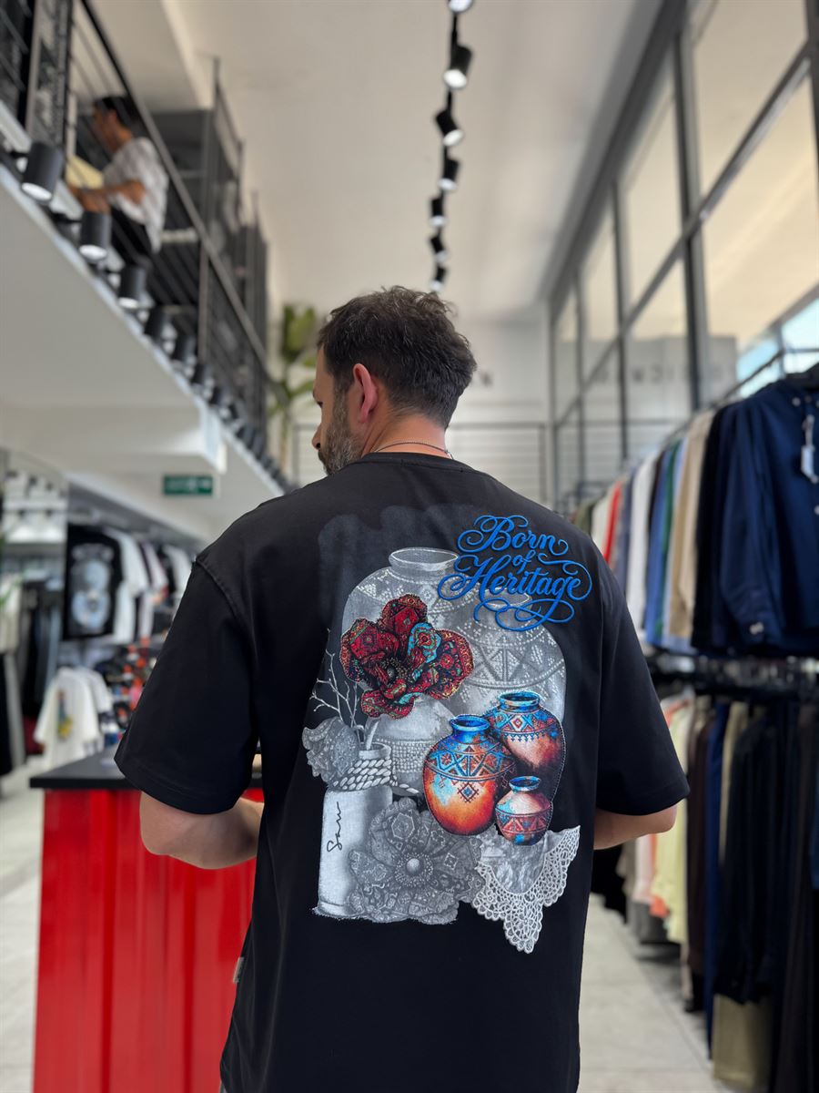 Black Heritage Embroidered Oversize T-Shirt SW-5181