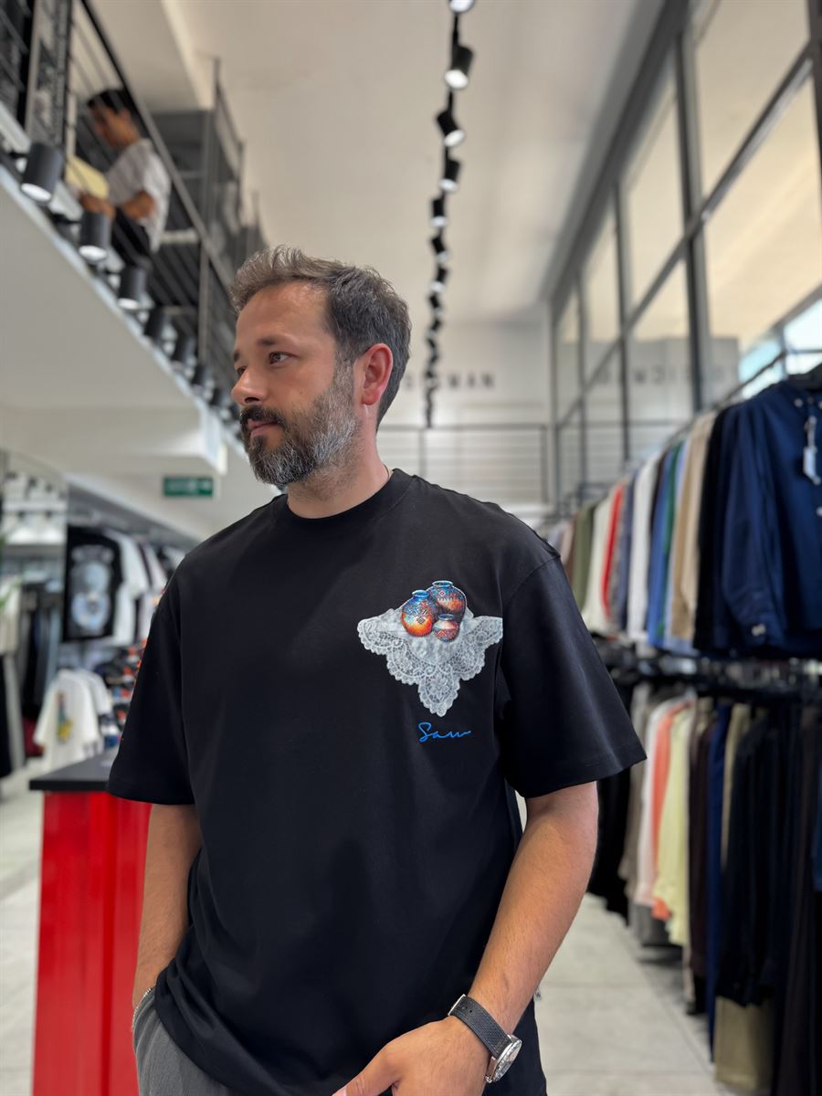 Black Heritage Embroidered Oversize T-Shirt SW-5181