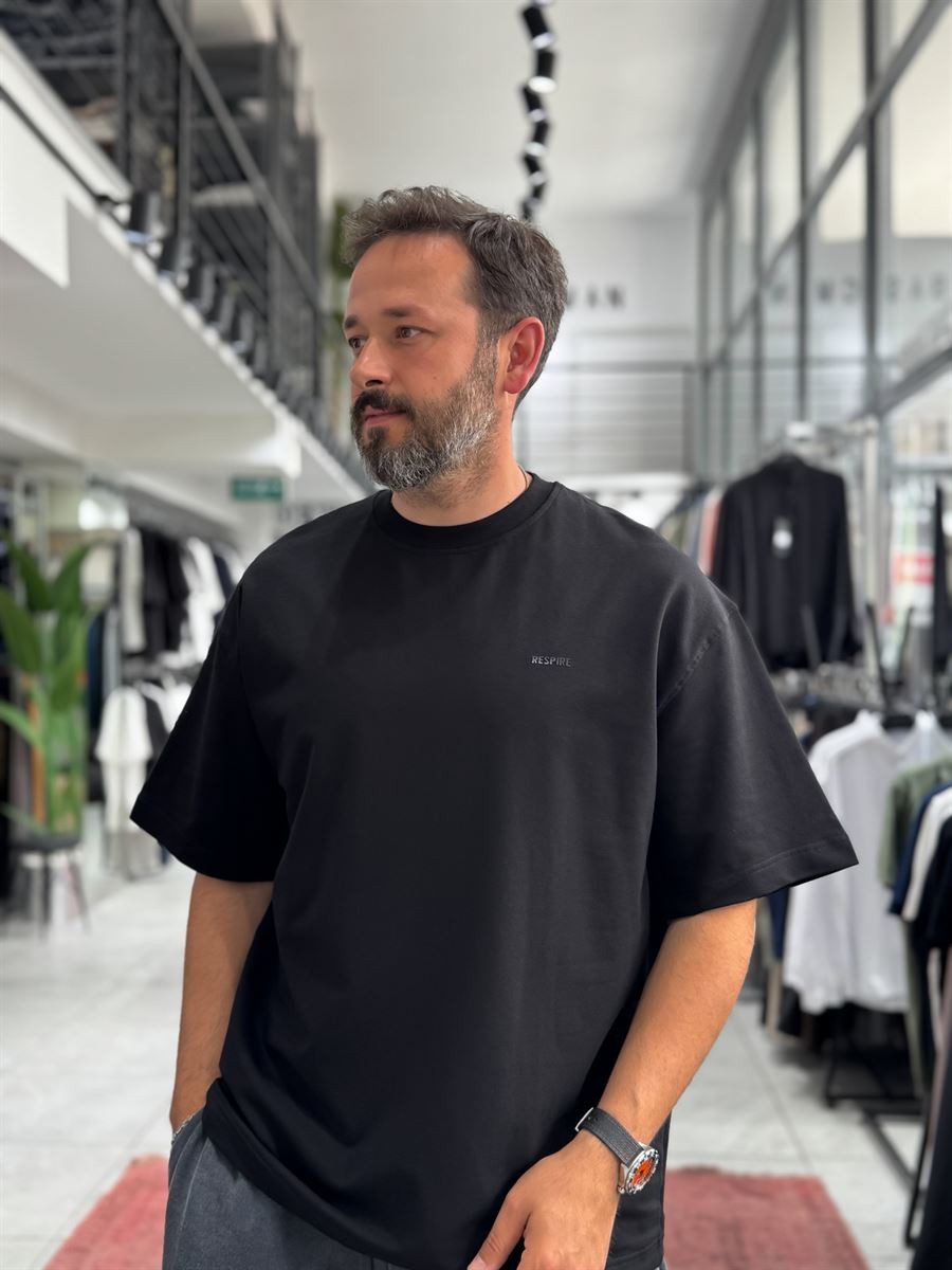 Black Two-Thread Basic Embossed Oversize T-Shirt RES-002