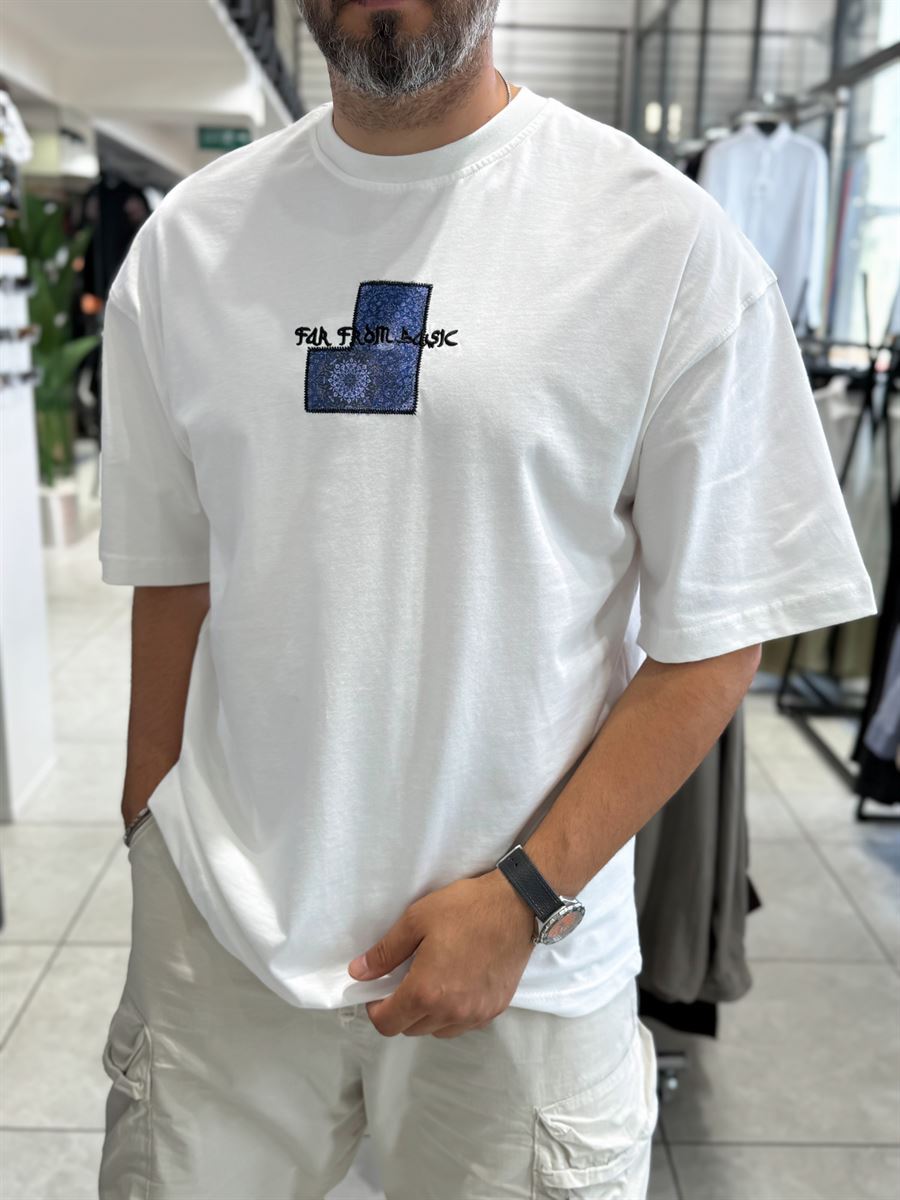 White Motif Carpet Patch Oversize T-Shirt RES-1117
