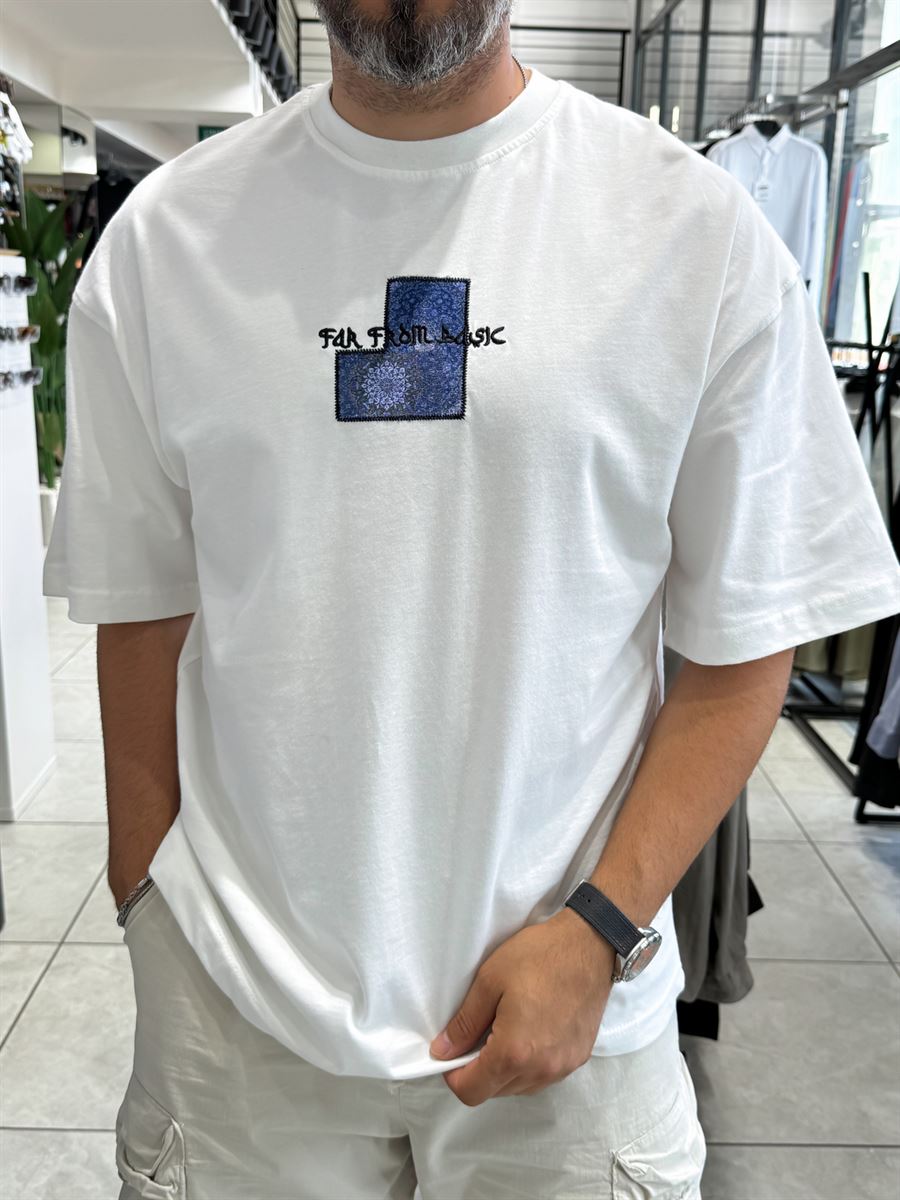 White Motif Carpet Patch Oversize T-Shirt RES-1117
