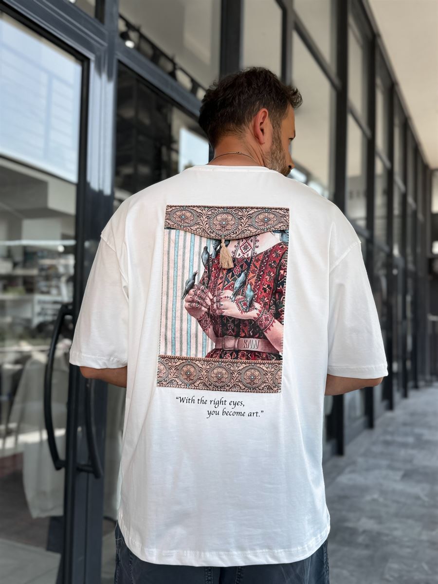 White Art Back Detail Oversize T-Shirt SW-5151