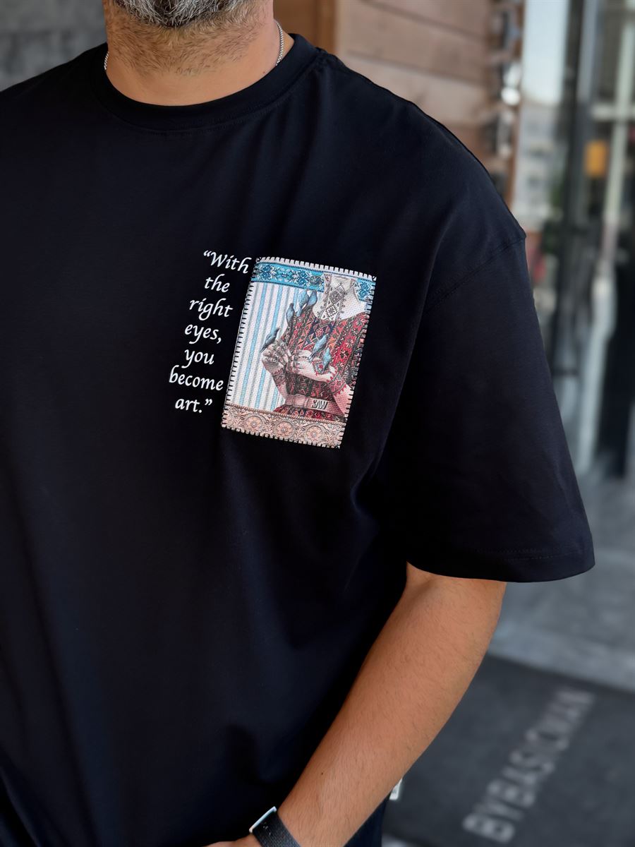 Black Oversize T-Shirt with Art Back Detail SW-5151