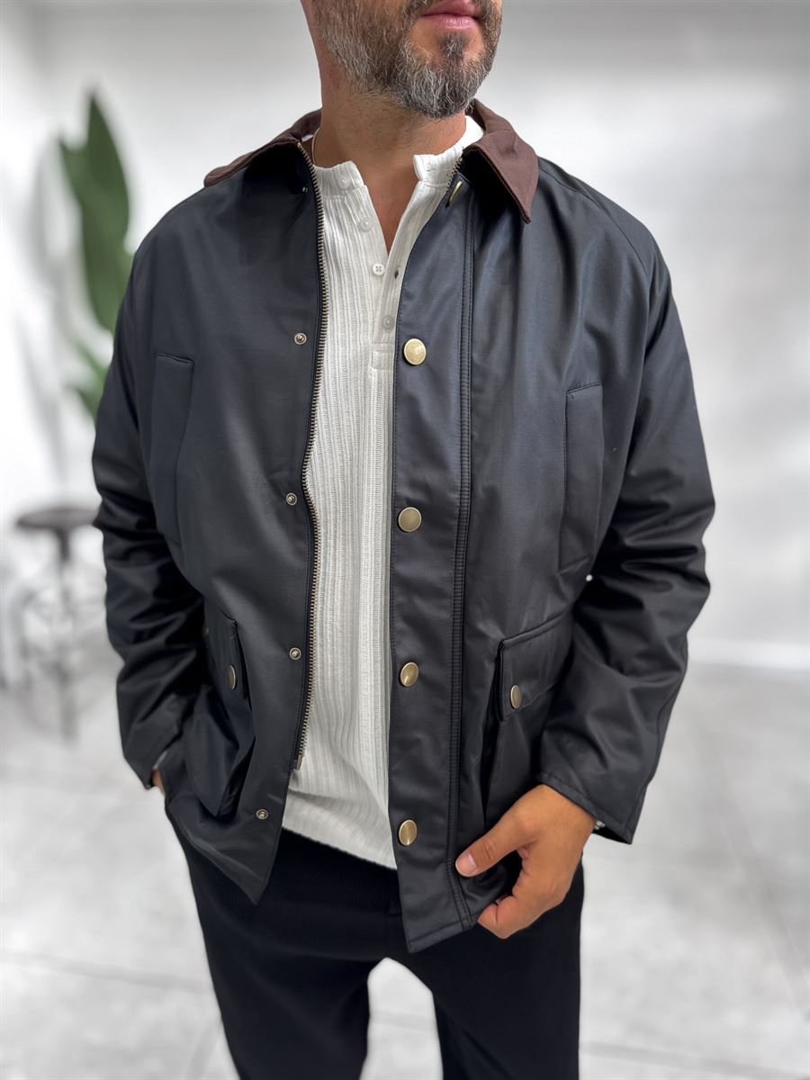 Black Zip-Up Leather Jacket with Pockets MRK-2341