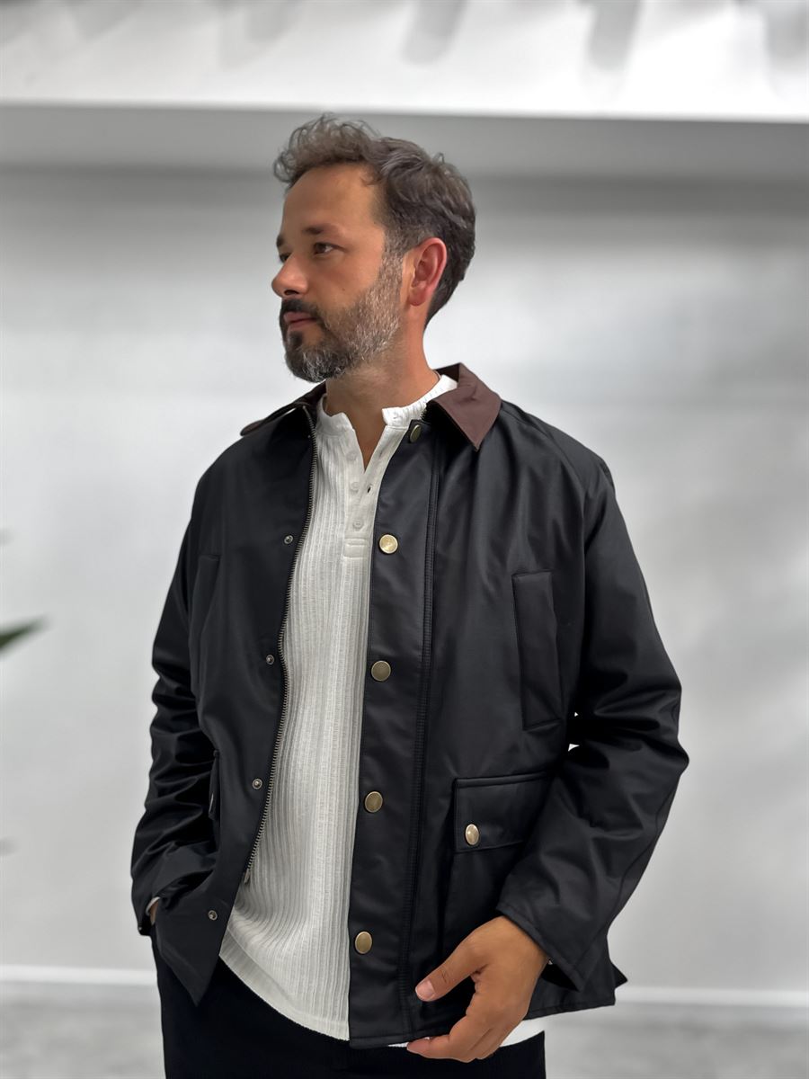 Black Zip-Up Leather Jacket with Pockets MRK-2341