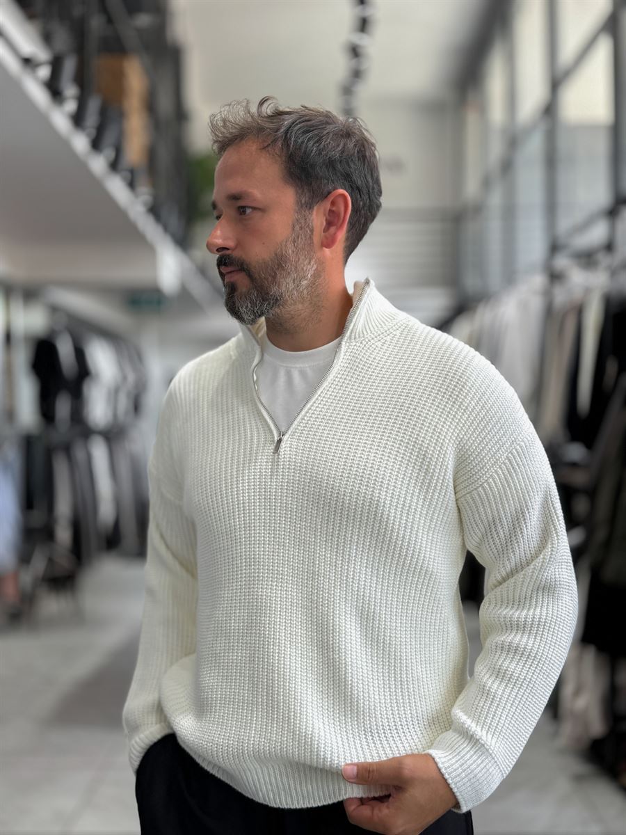 Ecru Half-Zip Knit Sweatshirt MRK-1902