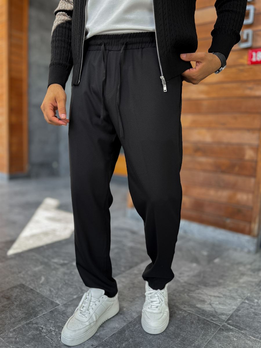 Black Regular Fit Trousers MRK-2810