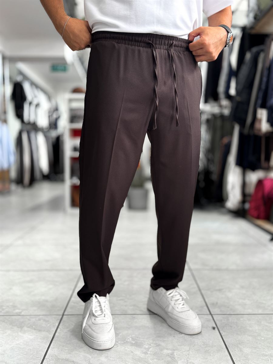 Brown Regular Fit Trousers MRK-2810