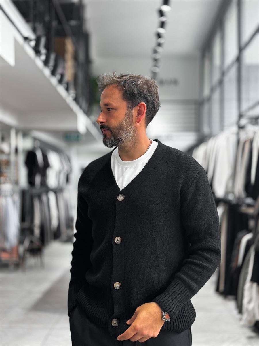 Black V-Neck Button-Up Knit Sweatshirt MRK-2606