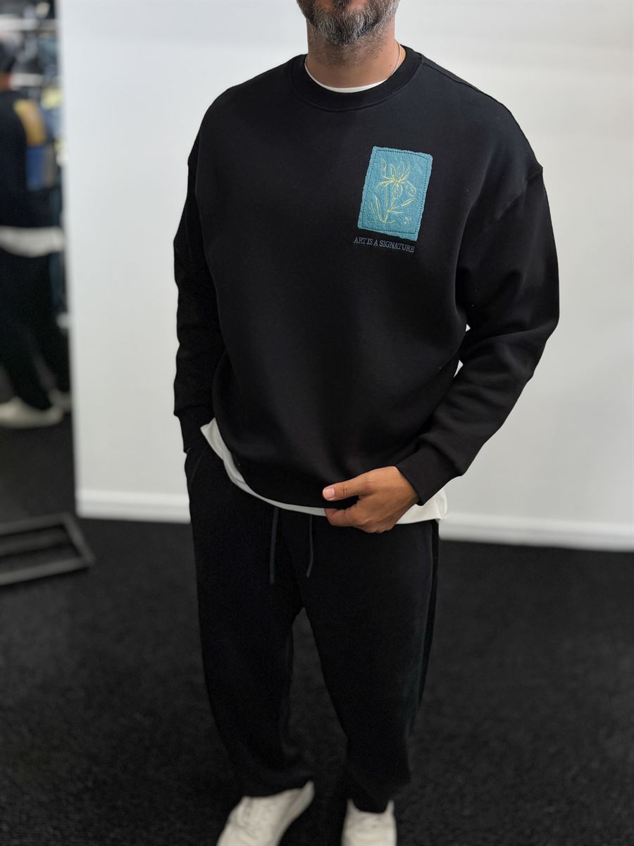 Black Embossed Flower Brushed Sweatshirt TW-7081