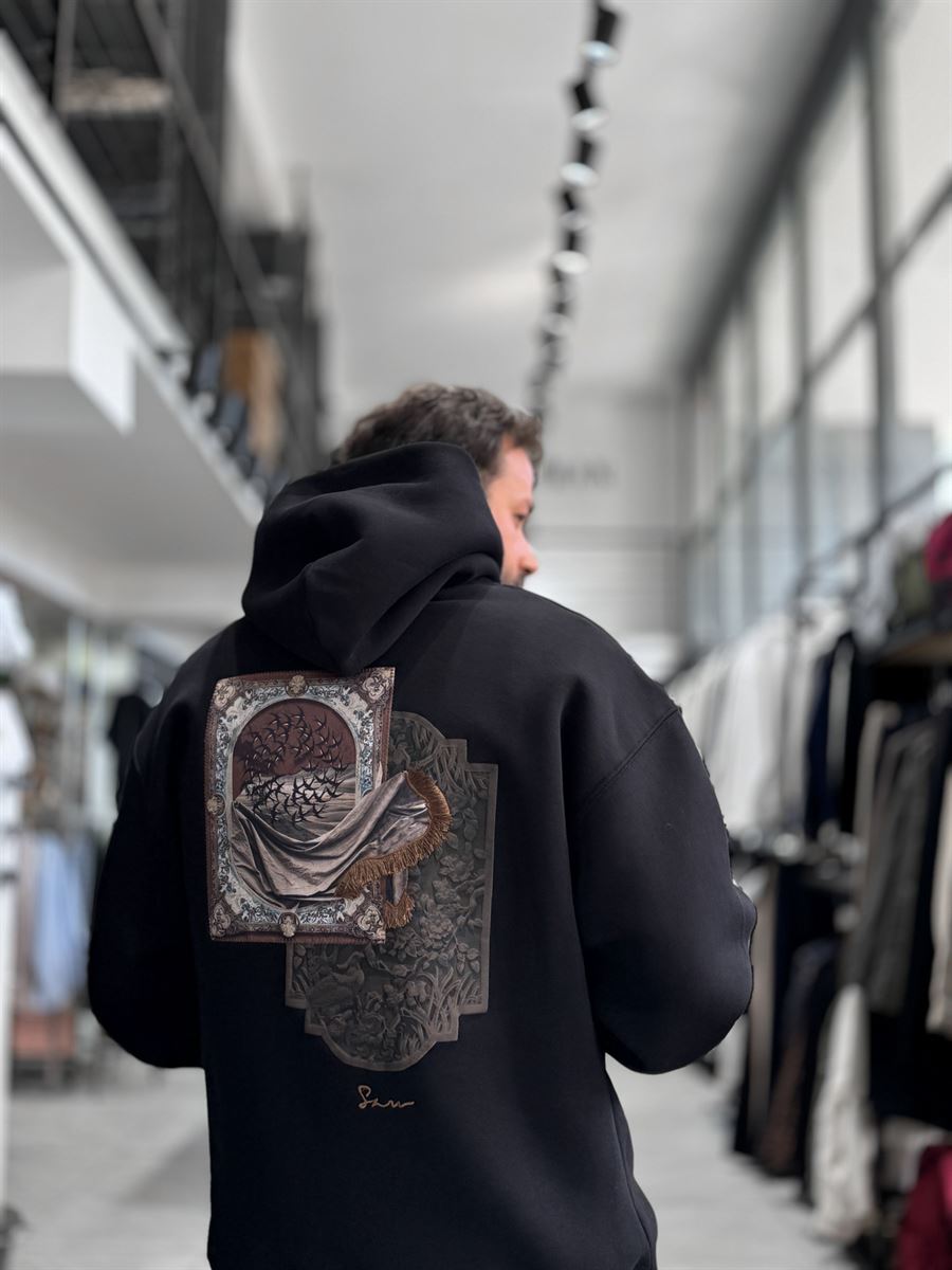 Black Back Motif Hooded Sweatshirt SW-5242