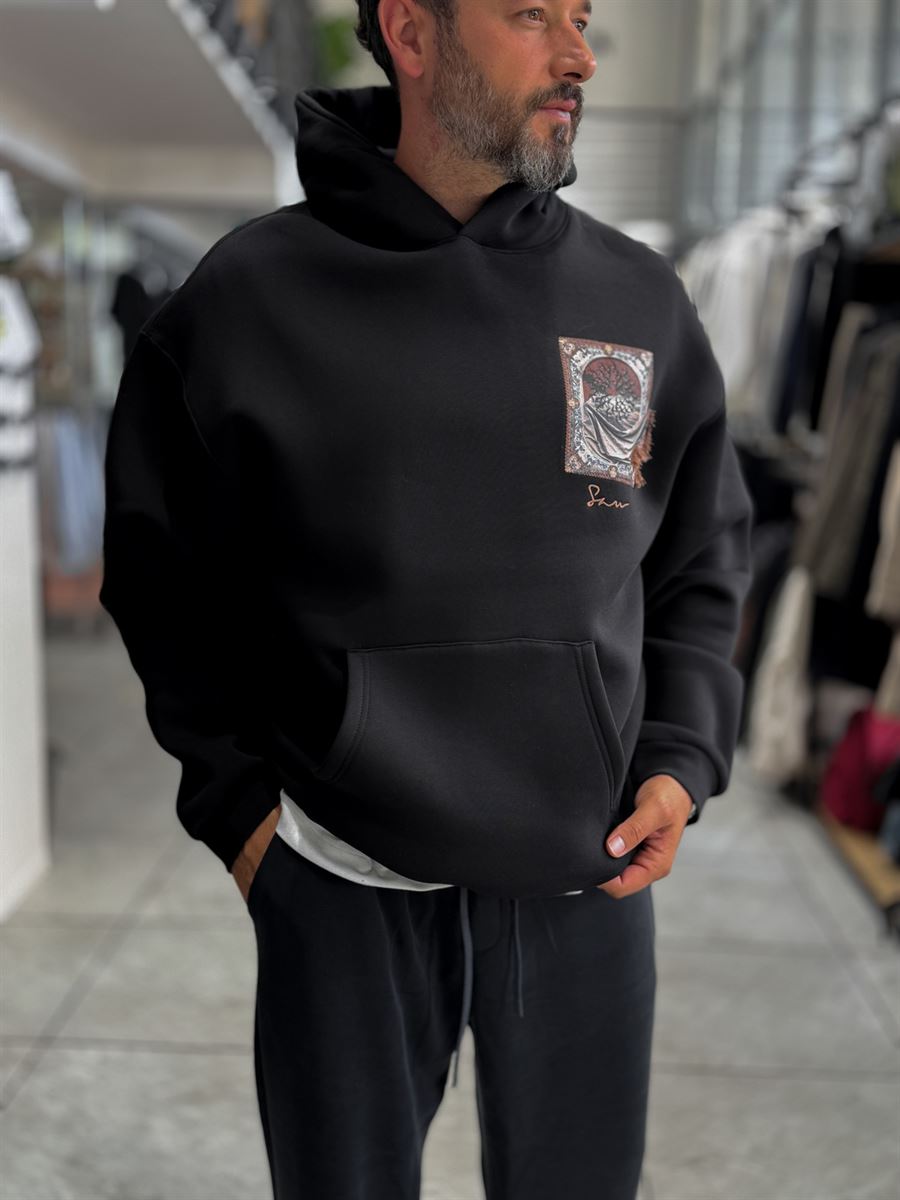 Black Back Motif Hooded Sweatshirt SW-5242