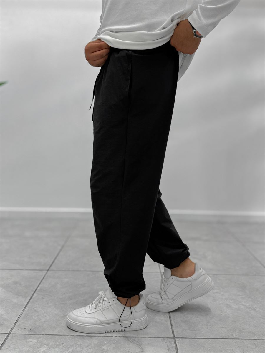 Black Hem Stopper Parachute Trousers WE-5123