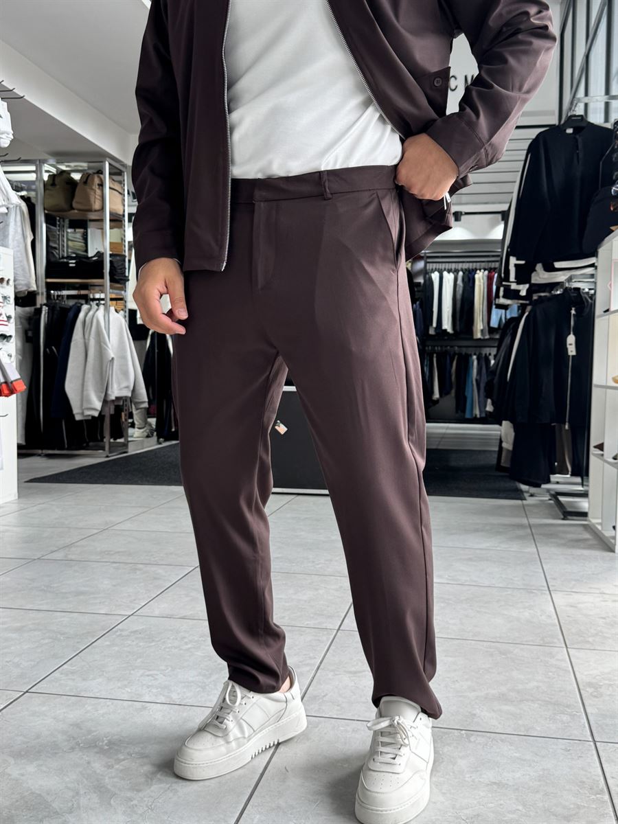 Brown Regular Fit Basic Trousers WE-5126