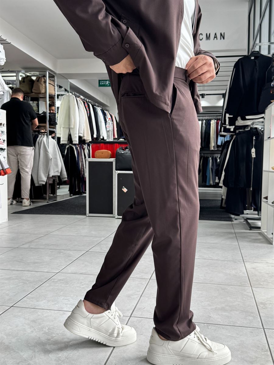 Brown Regular Fit Basic Trousers WE-5126