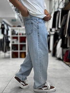 Ice Blue Skater Fit Washed Jeans WE-