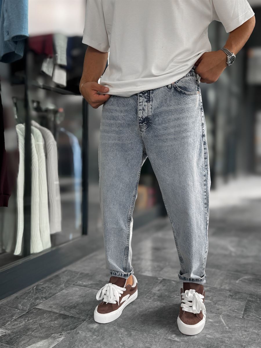 Light Blue Effect Boyfriend Jeans WE-2908/2886