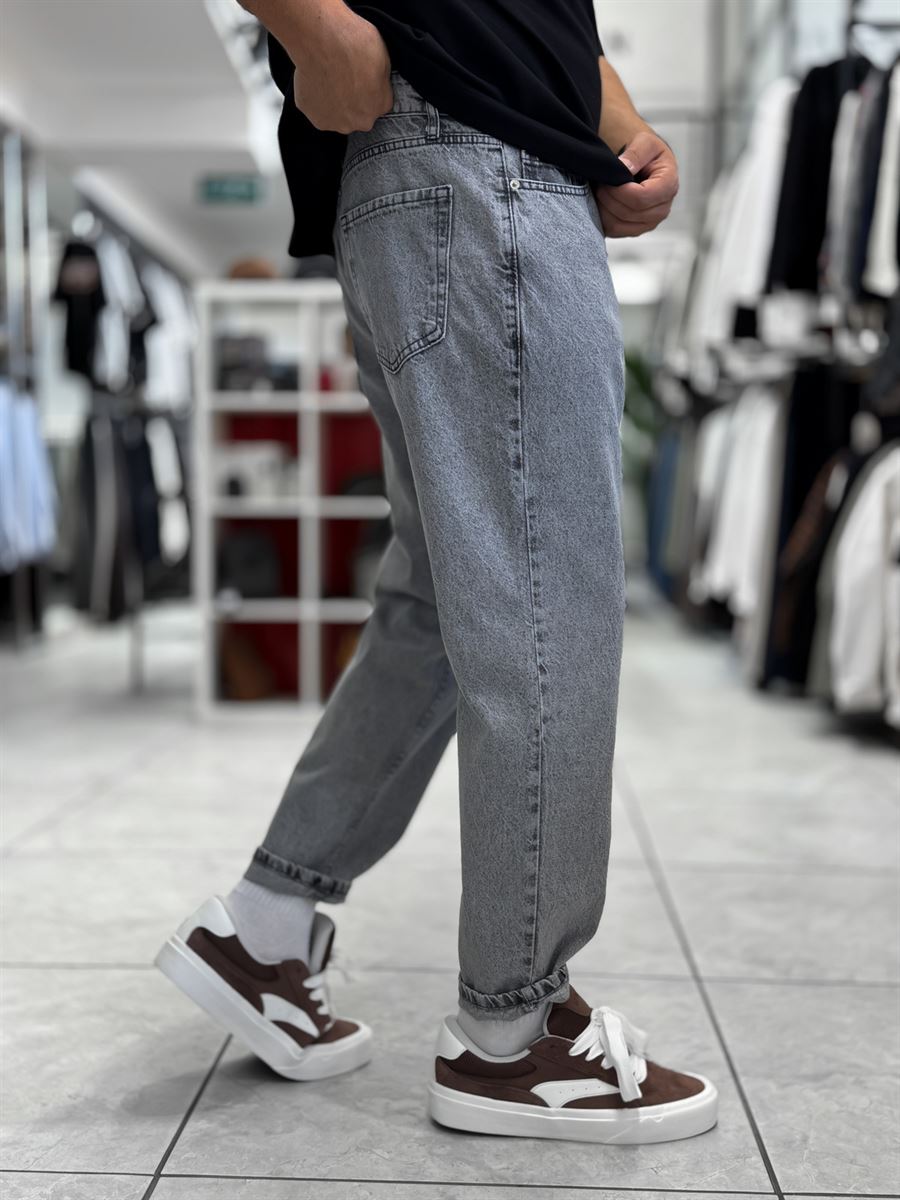Gray Washed Boyfriend Jeans WE-2339/2672/2231