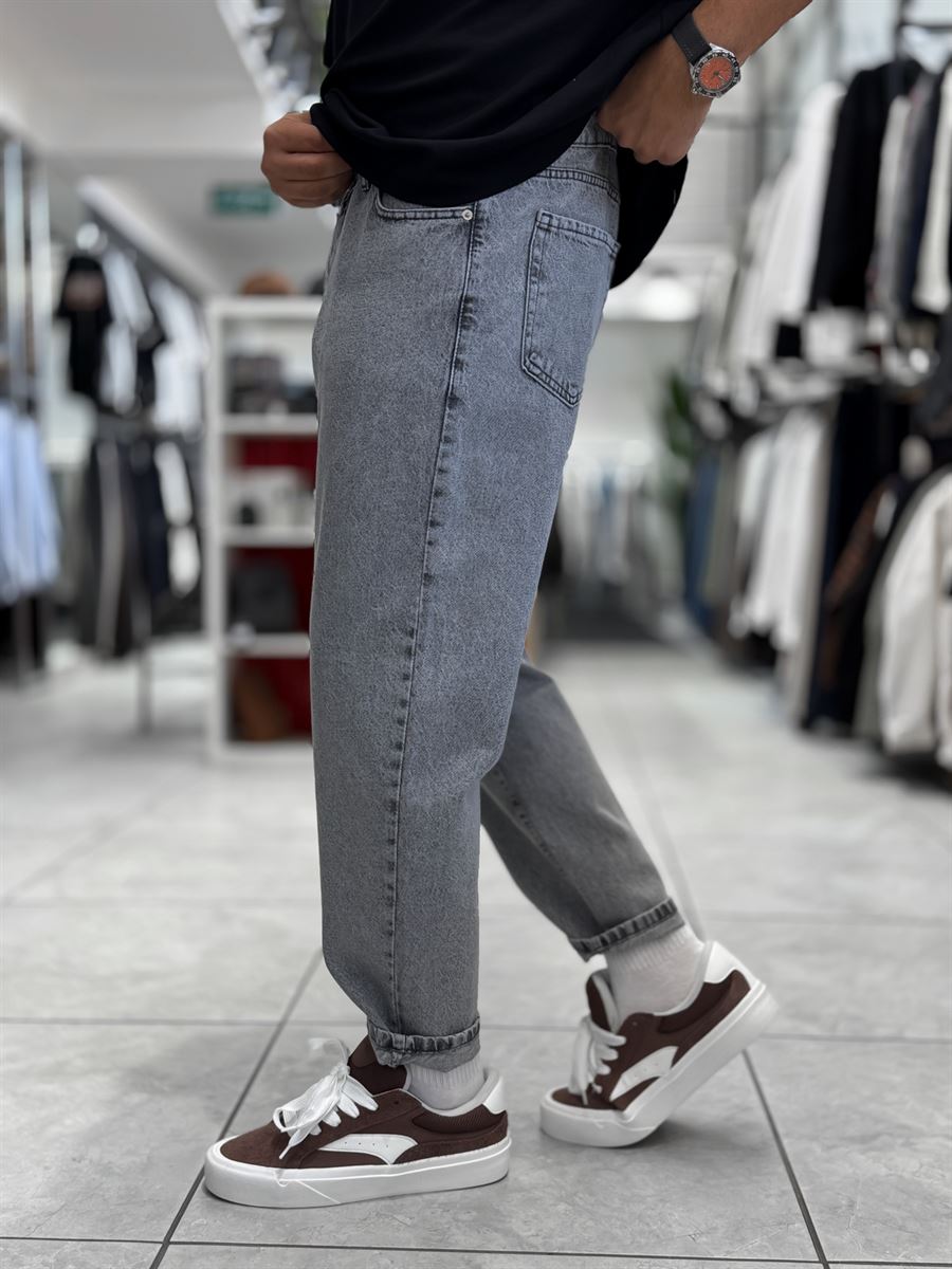 Gray Washed Boyfriend Jeans WE-2339/2672/2231