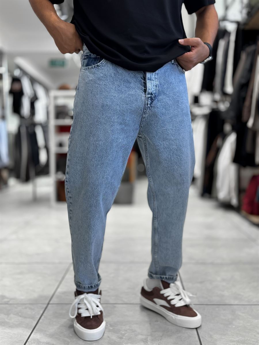 Light Blue Washed Boyfriend Jeans WE-2339/2672/2231