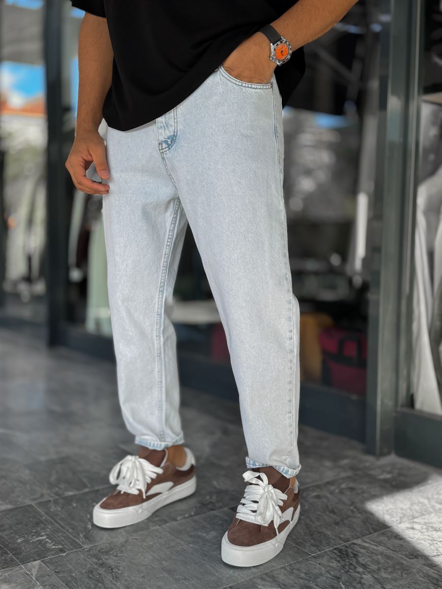 Ice Blue Washed Boyfriend Jeans WE-2339/2672/2231