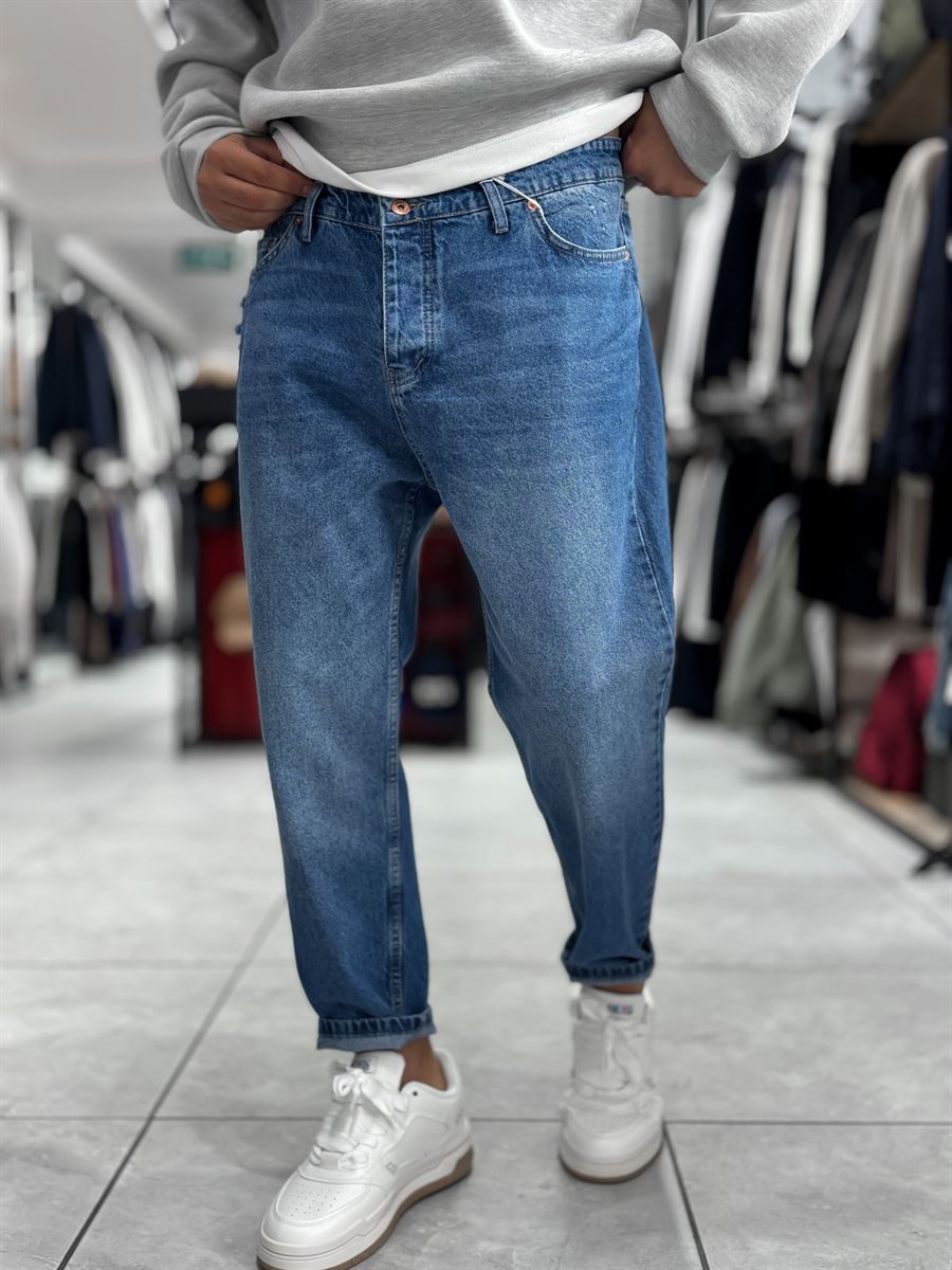 Blue Pocket Ripped Boyfriend Jeans WE-2909
