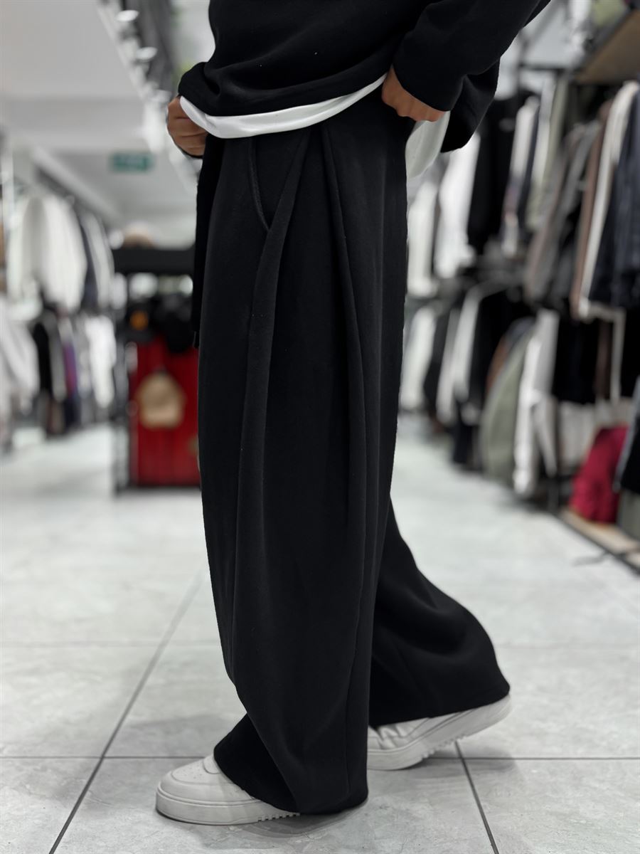 Black Relaxed Fit Belted Waffle Sweatpants HM